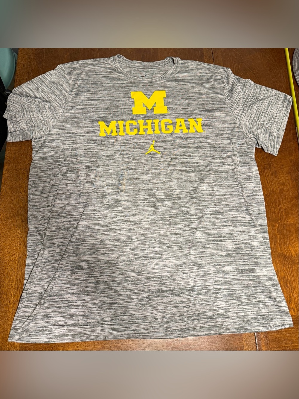 Nike Men's Gray Heather T-Shirt with Yellow Michigan Logo